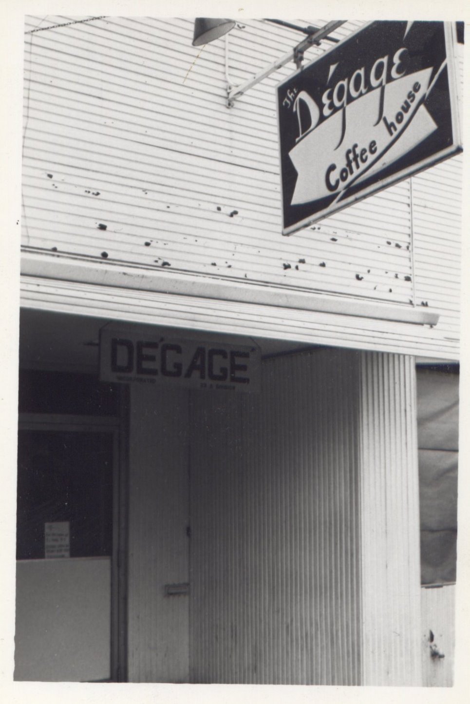Degage Coffee House